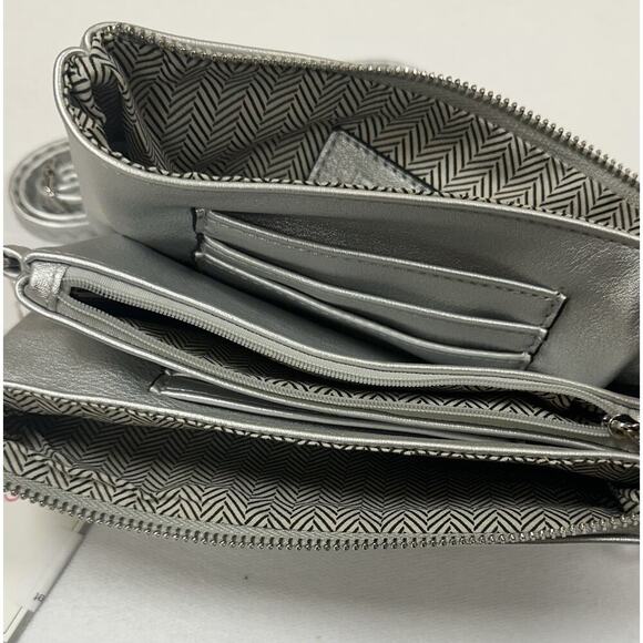 Jen & Co Riley Vegan Crossbody Purse w Shoulder Strap & Wristlet Silver Gray NWT - Picture 4 of 8